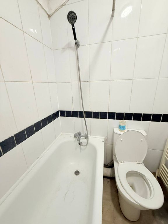 Property photo 3 of 5 Gallery