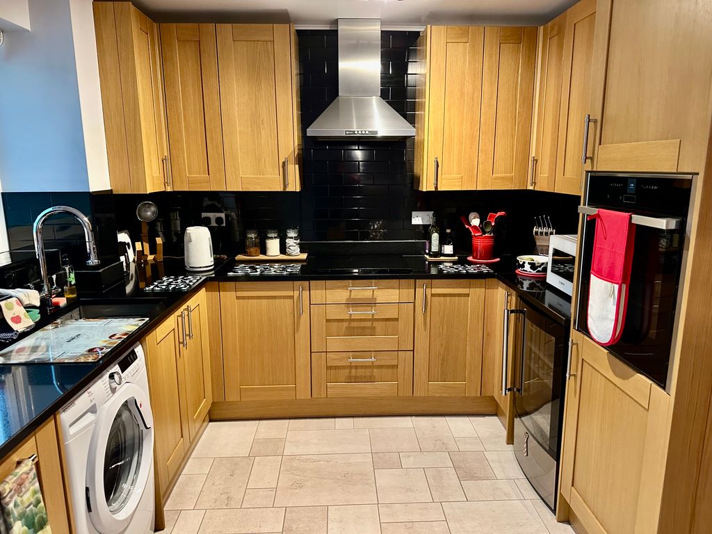 Property photo 2 of 29 Img_8722