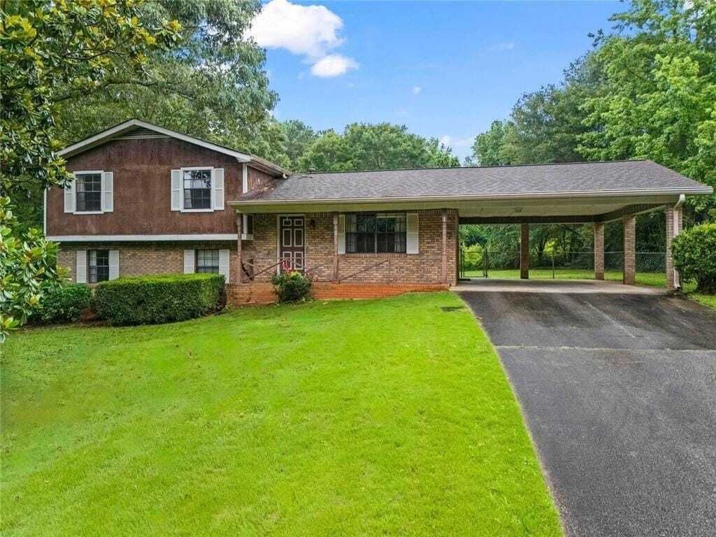 Property photo 3 of 12 <Alttext/>