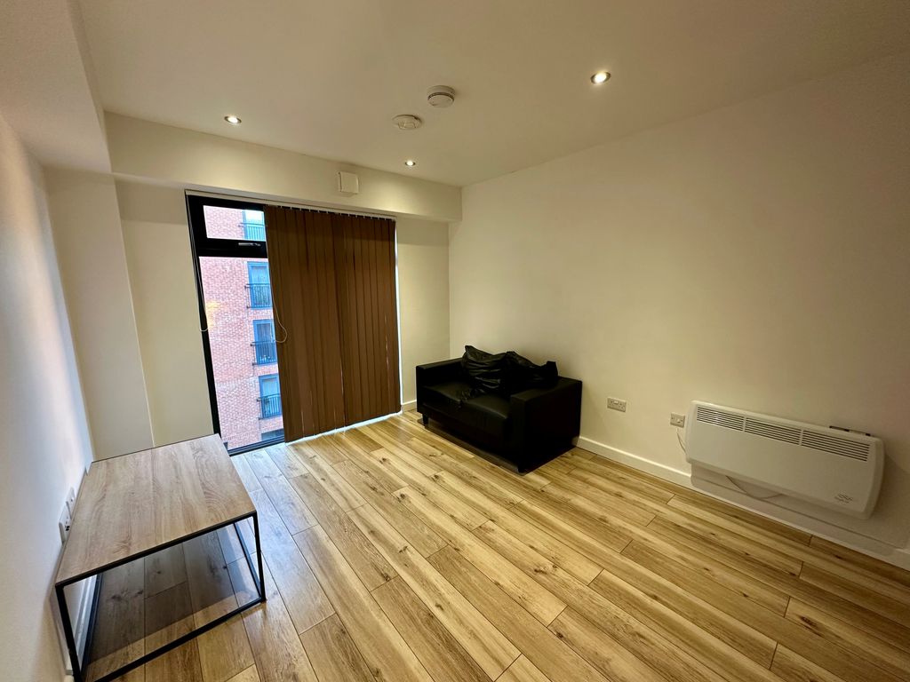 Property photo 2 of 6