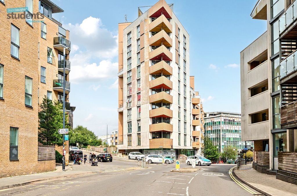 Property photo 1 of 11 Dd503Cf8-987B-43E...