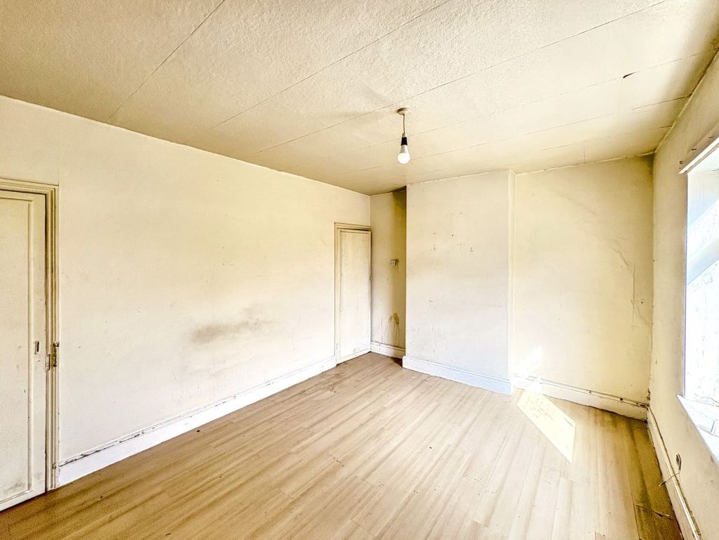 Property photo 3 of 10 Image 3