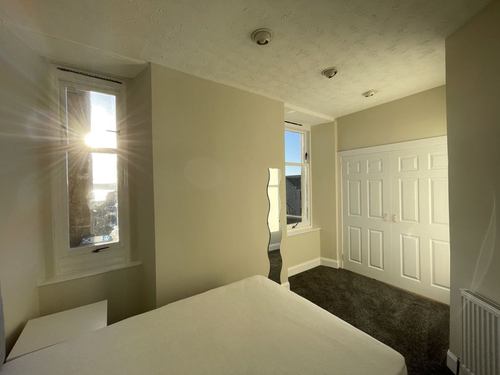 Property photo 2 of 7 Gallery