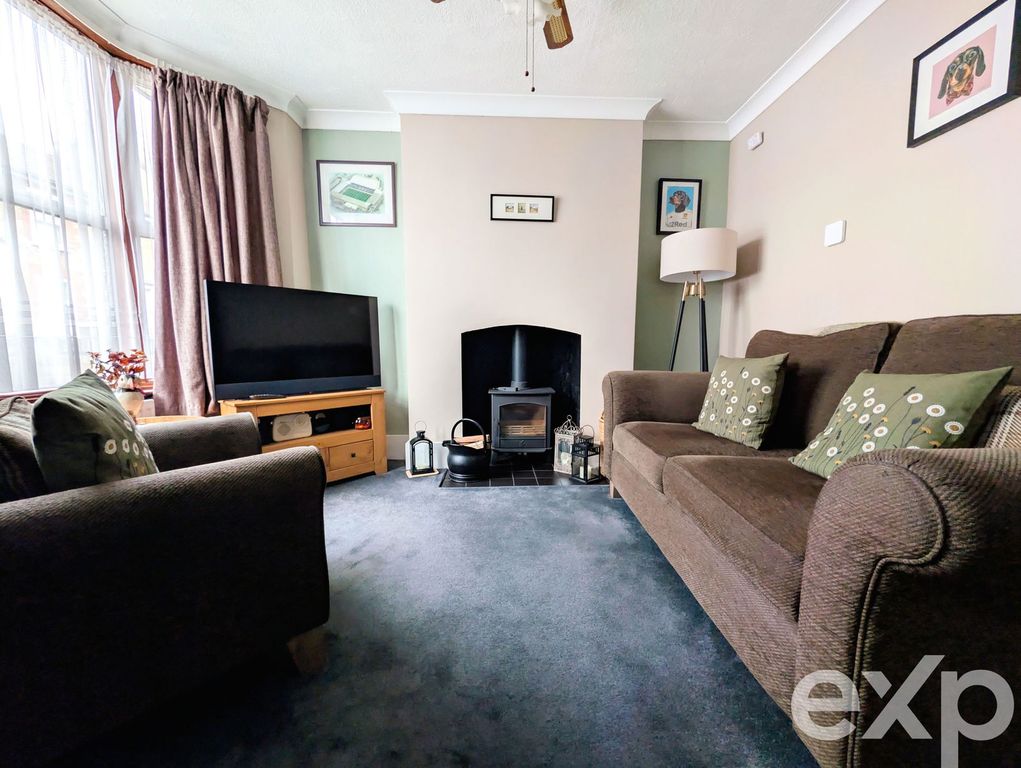 Property photo 2 of 18