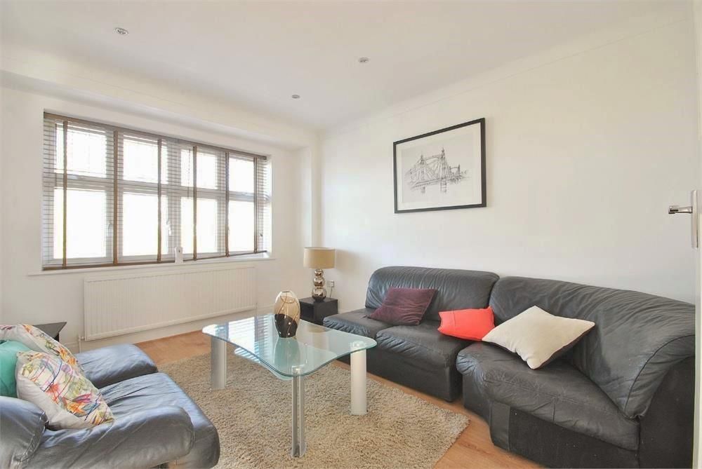 Property photo 1 of 7 Lounge_Inpixio.Jpg