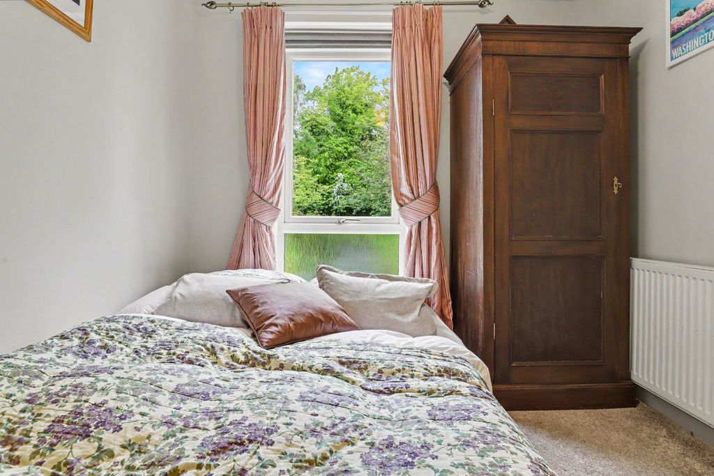 Additional image 19 of 3 bed flat for saleRiccartsbar Avenue, Paisley, Renfrewshire PA2