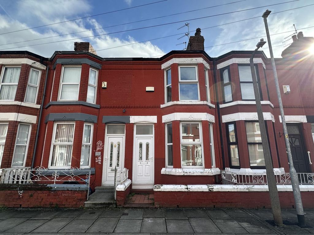 Property photo 1 of 8 Front (Exterior)