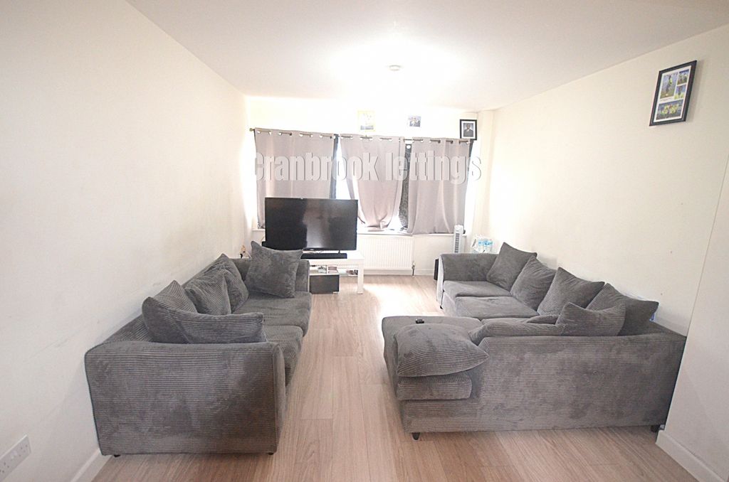 Property photo 3 of 6 Gallery