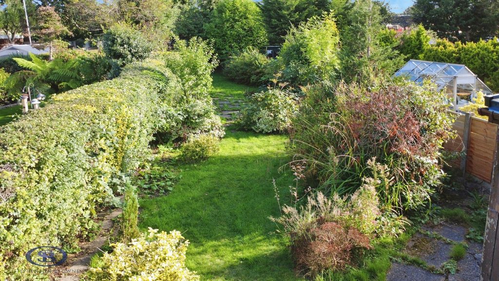 Property photo 3 of 33 Pbox-Img.Jpg