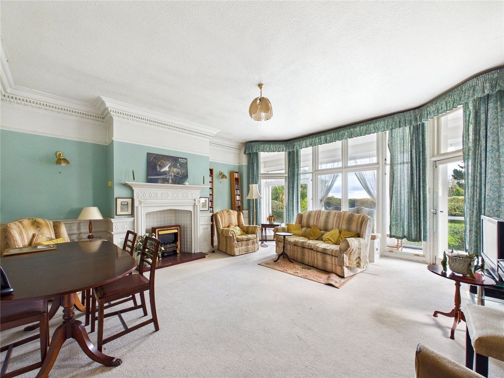 Property photo 2 of 20 Picture No. 05