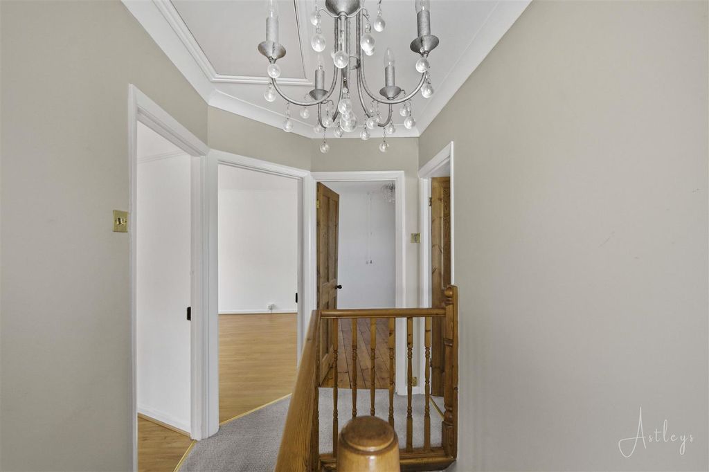 Property photo 3 of 38 03-P1069723.Jpg