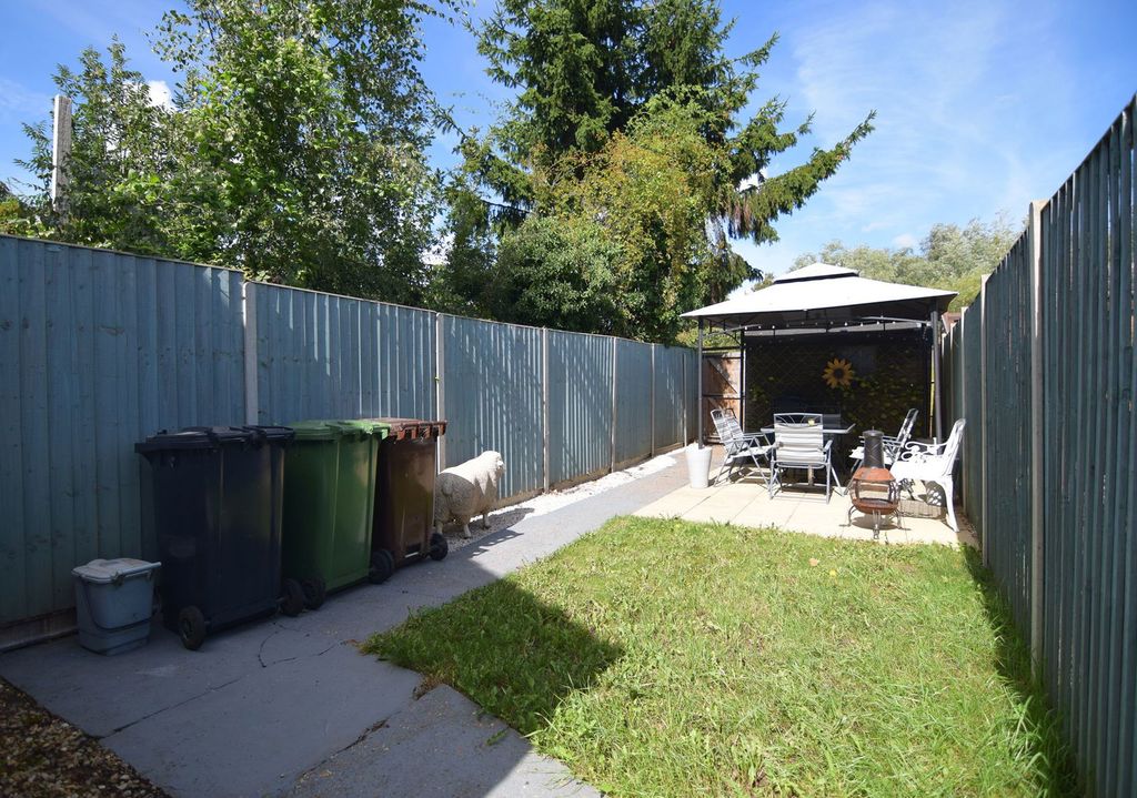 Property photo 3 of 13