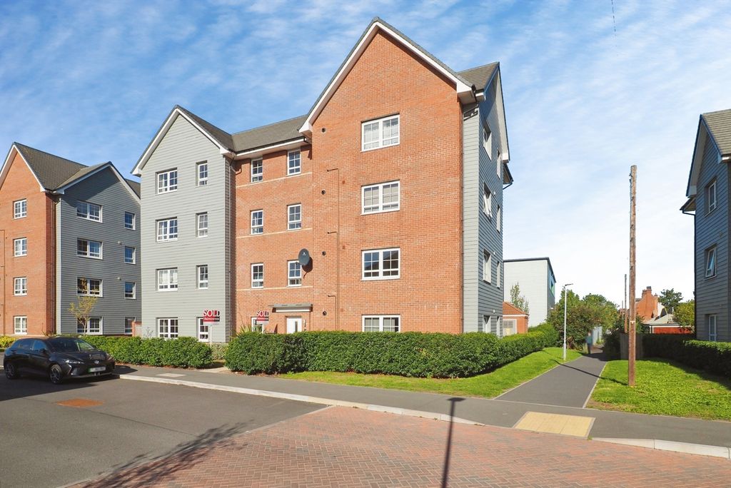 Property photo 1 of 16 Pbox-Img.Jpg