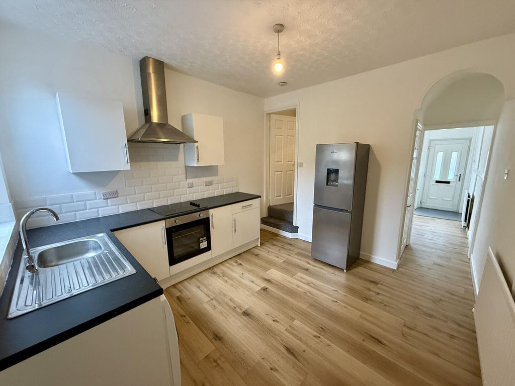 Property photo 1 of 32 Kitchen