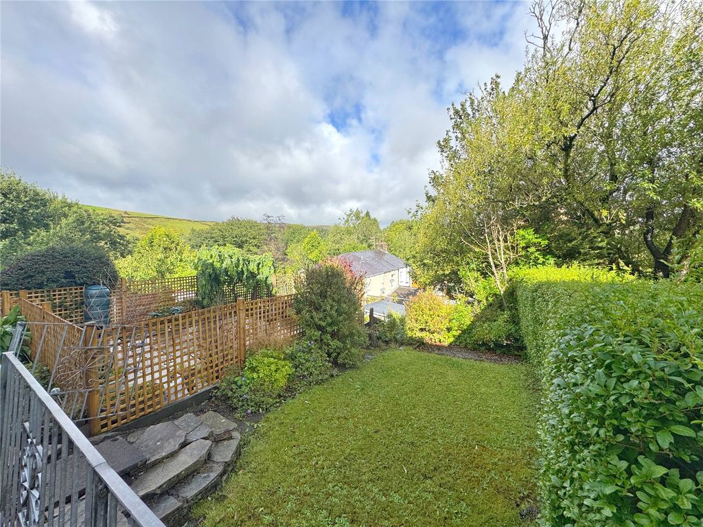 Property photo 2 of 14 Front Garden &amp; Views