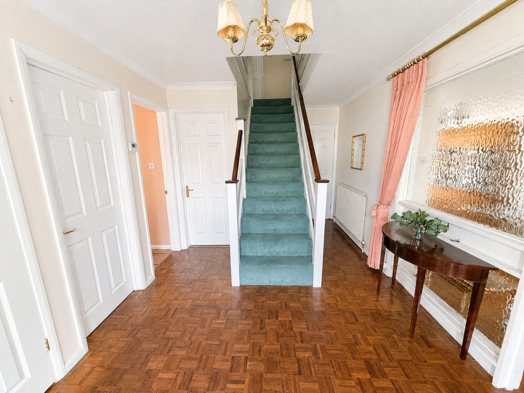 Property photo 3 of 18