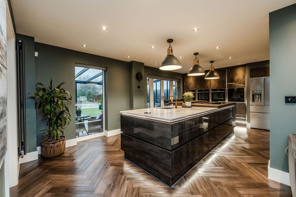 Property photo 2 of 45 9Montpellierdrivemedburnne200Eg-57