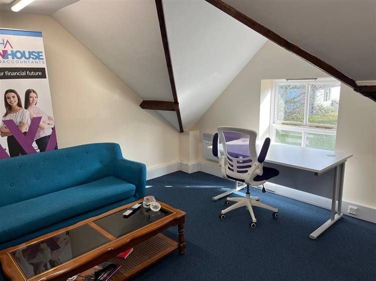 Property photo 3 of 7