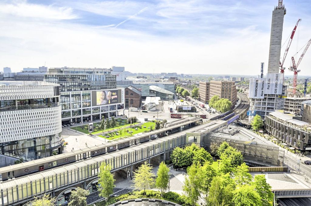 Property photo 2 of 57