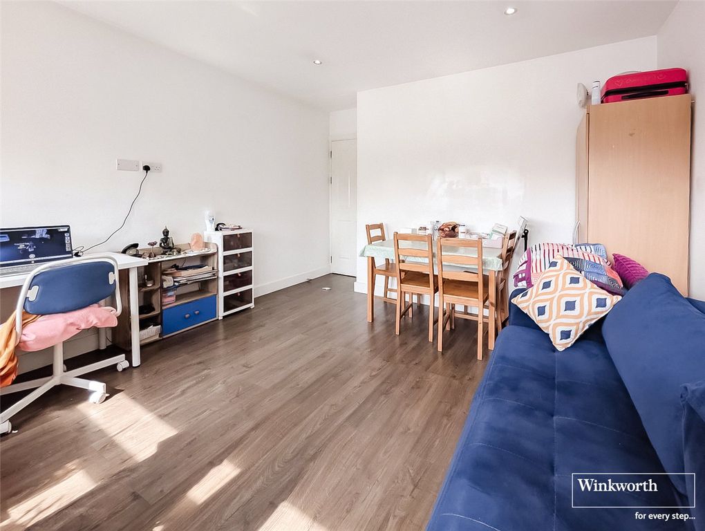Property photo 1 of 8 Picture No. 08