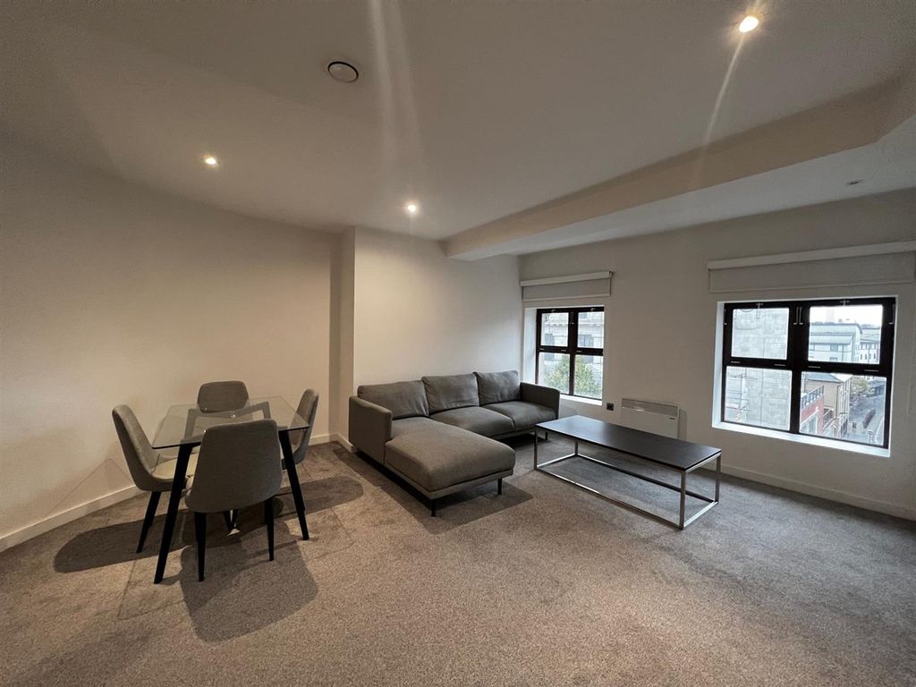 Property photo 2 of 10 Living Space 2.Jpg