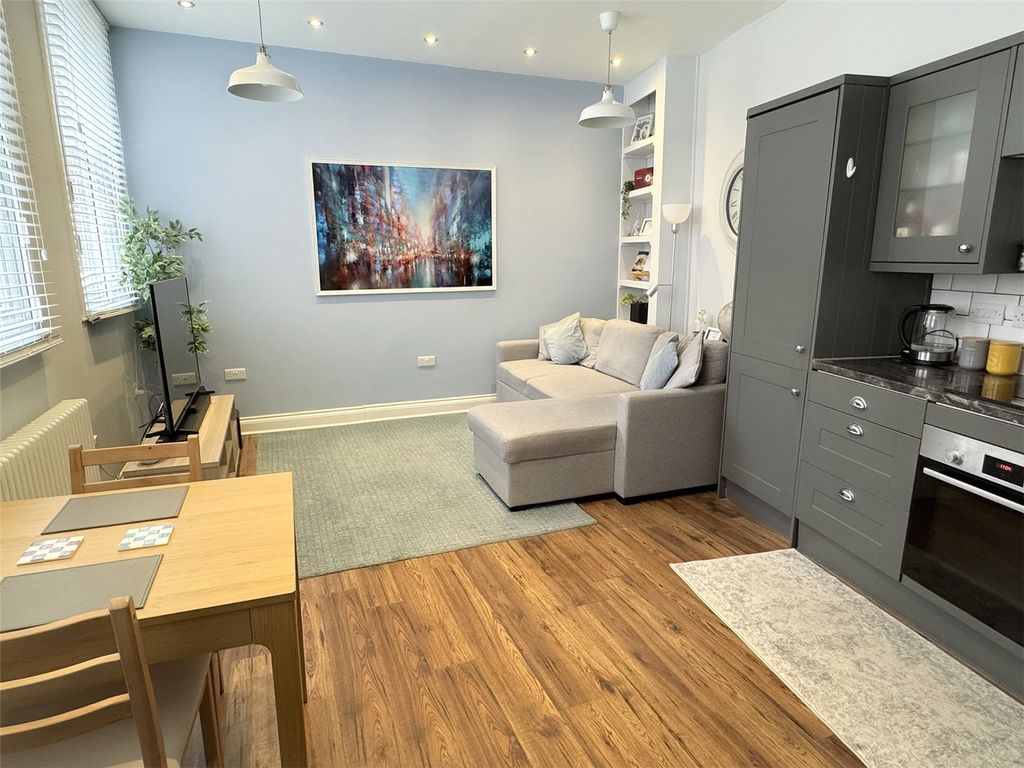 Property photo 3 of 13 Picture No. 39