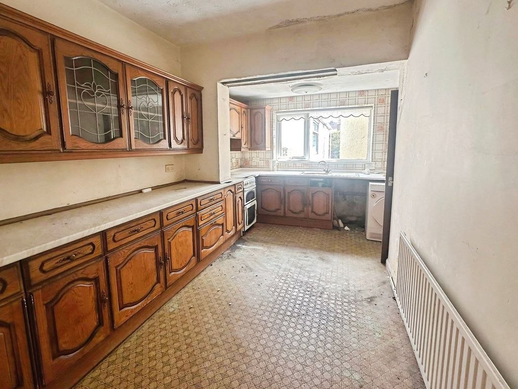 Property photo 3 of 24