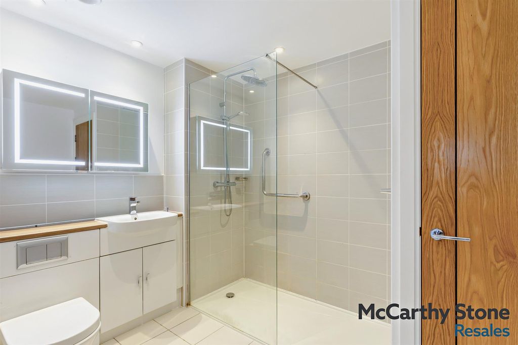 Additional image 10 of 2 bed flat for saleParkland Place, Shortmead Street, Biggleswade, Bedfordshire SG18