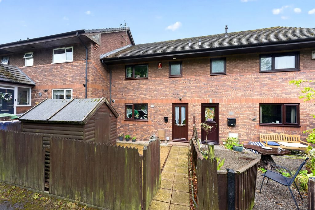 Property photo 1 of 13 External