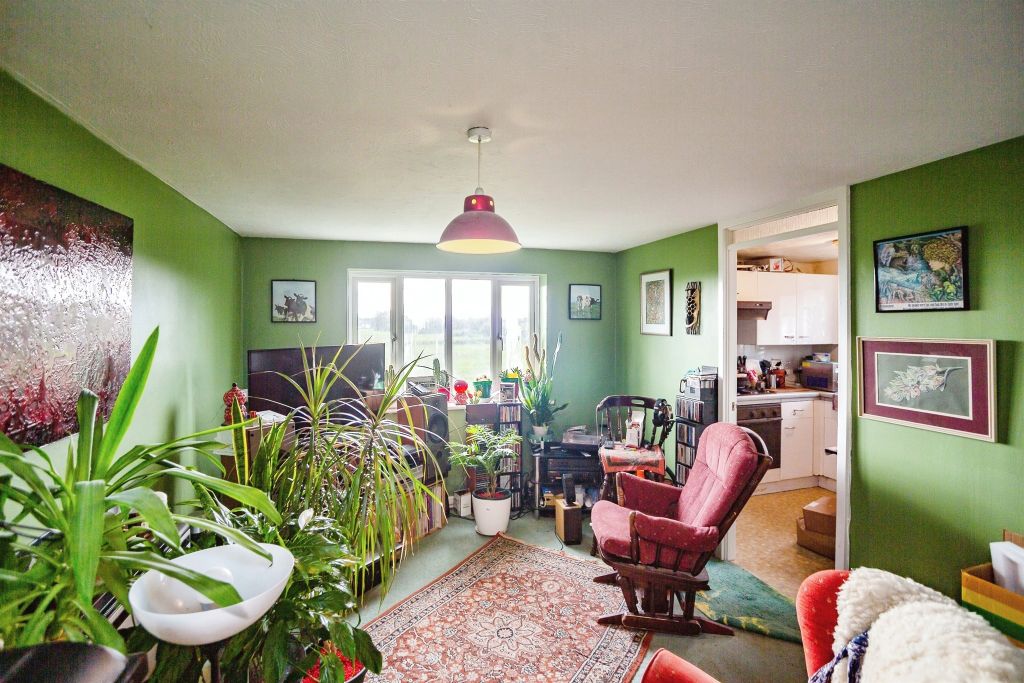 Property photo 3 of 9