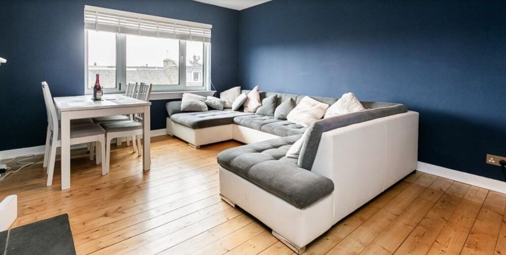 Property photo 3 of 18