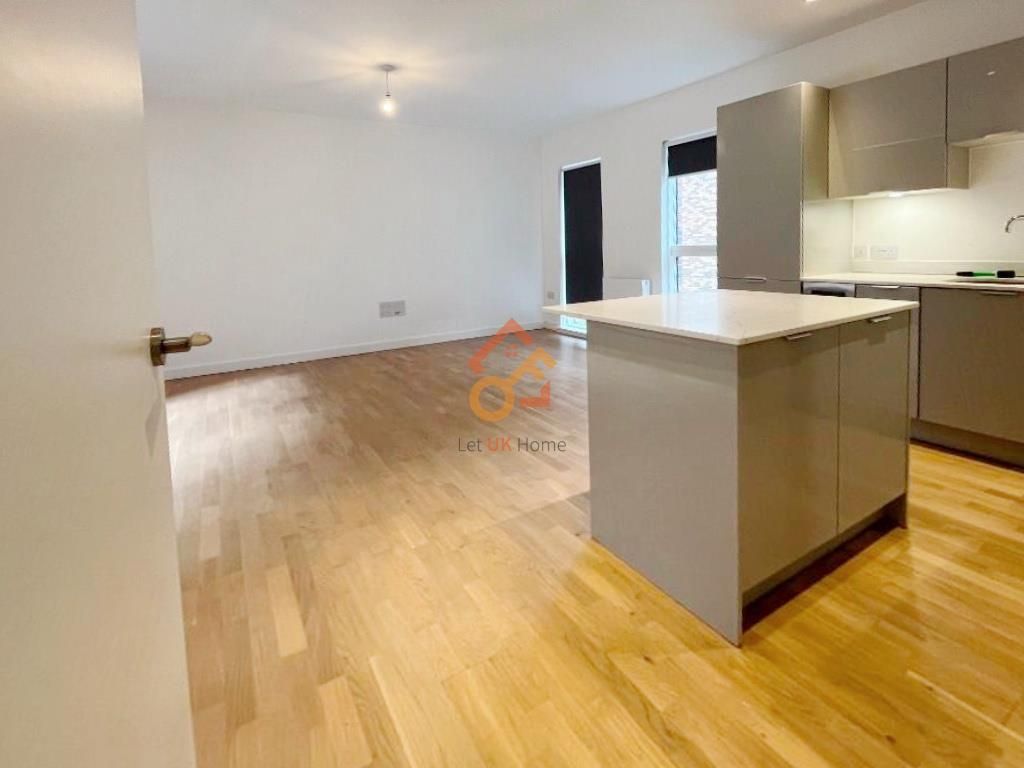 Property photo 3 of 12 ????_2025-11-20_154756_973.Jpg