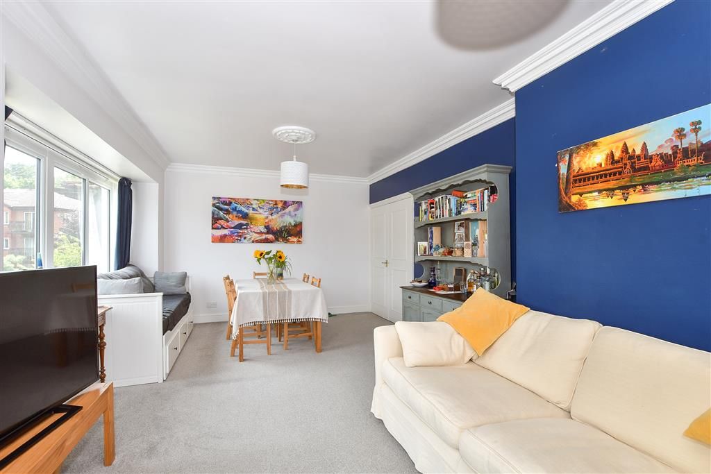 Property photo 2 of 12 Lounge/Dining Room