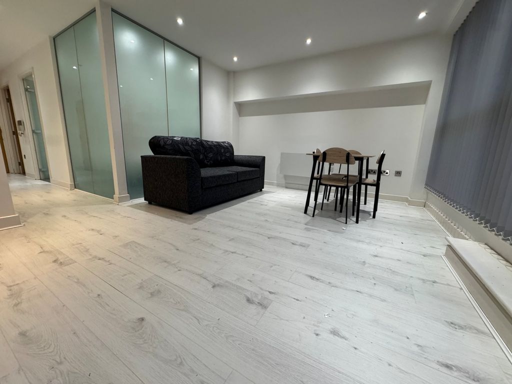 Property photo 3 of 6 Picture No. 09