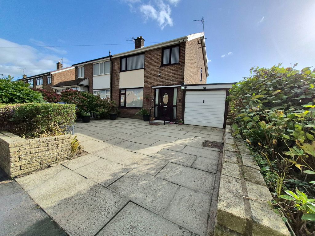 Property photo 1 of 24