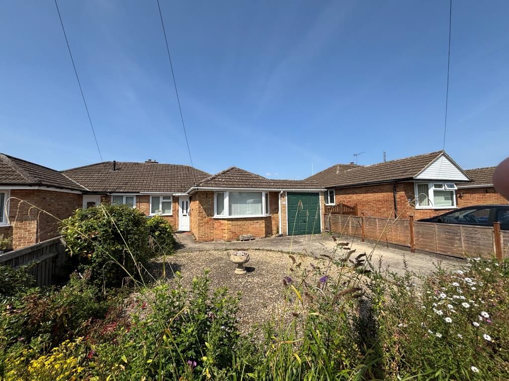 Property photo 1 of 8 Front