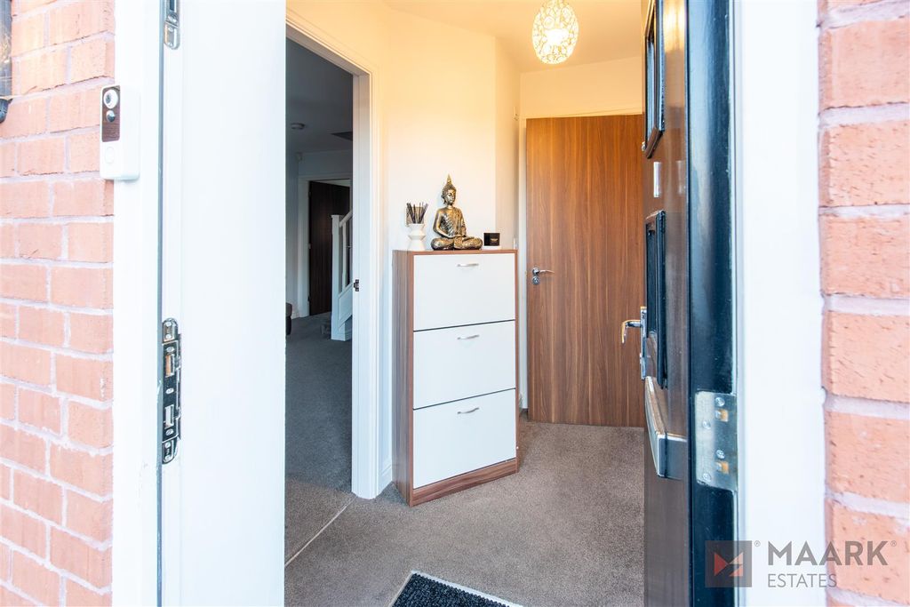Property photo 3 of 19 1 Wolsey Island Way-4.Jpg