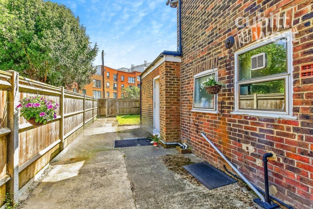 Property photo 3 of 6 Communal Patio Area