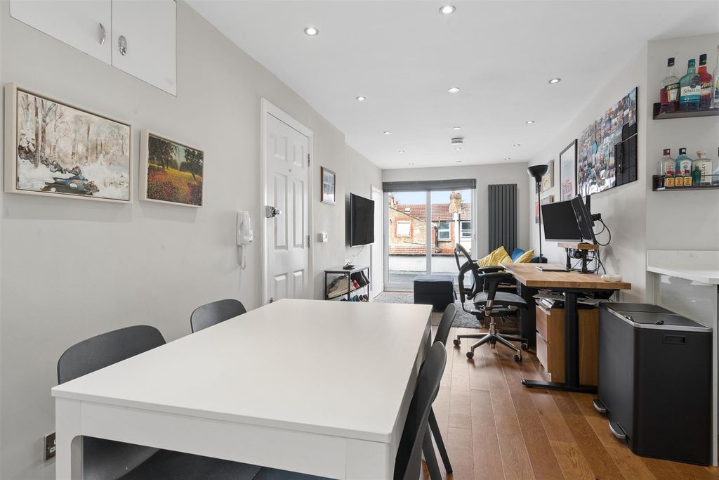 Property photo 2 of 12 78c Coverton Road Sw17 Reception 2.Jpg
