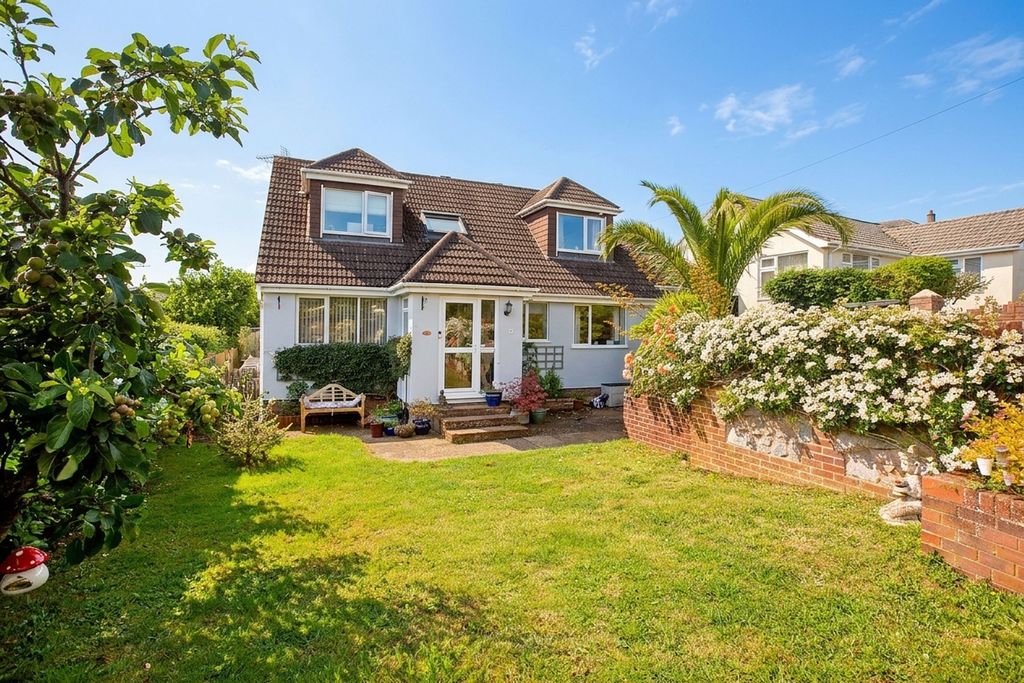 Property photo 1 of 22