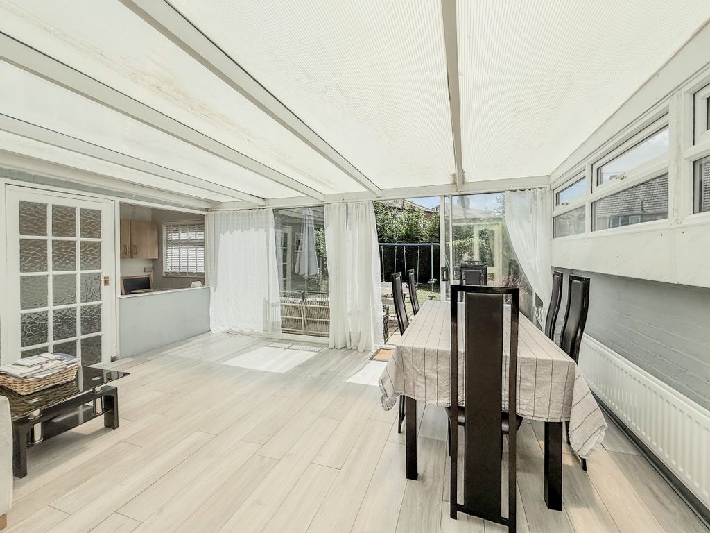Property photo 3 of 26 Dining Area
