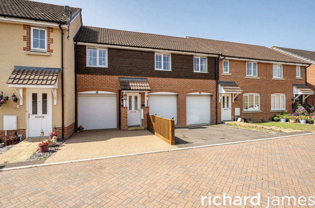Property photo 1 of 22 3F1dc27Ae3934788Afd6B433687A0433