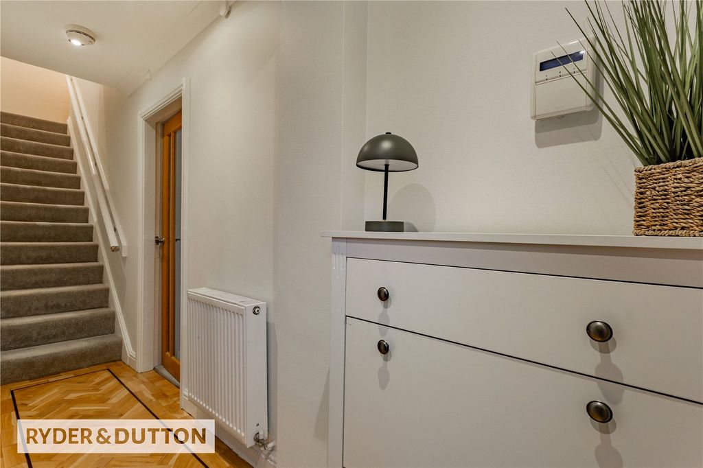 Property photo 3 of 28 Picture No. 10