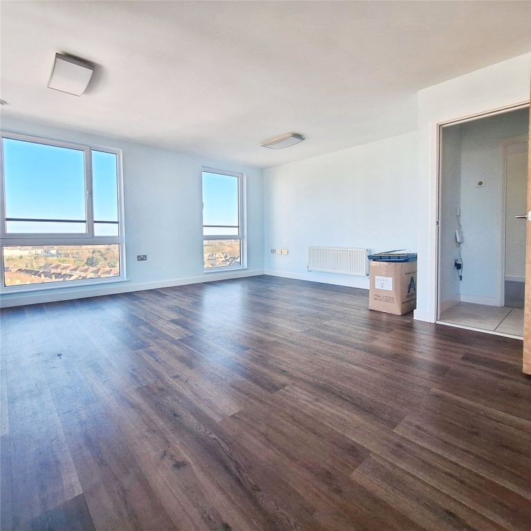 Property photo 3 of 14 Reception Room