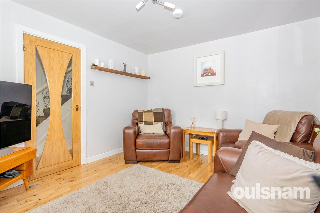Property photo 3 of 27 Picture No. 09