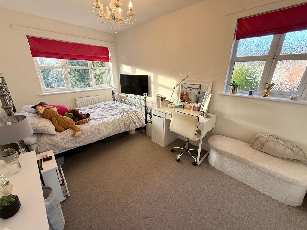 Additional image 9 of 4 bed detached house for salePloughmans Way, Macclesfield SK10