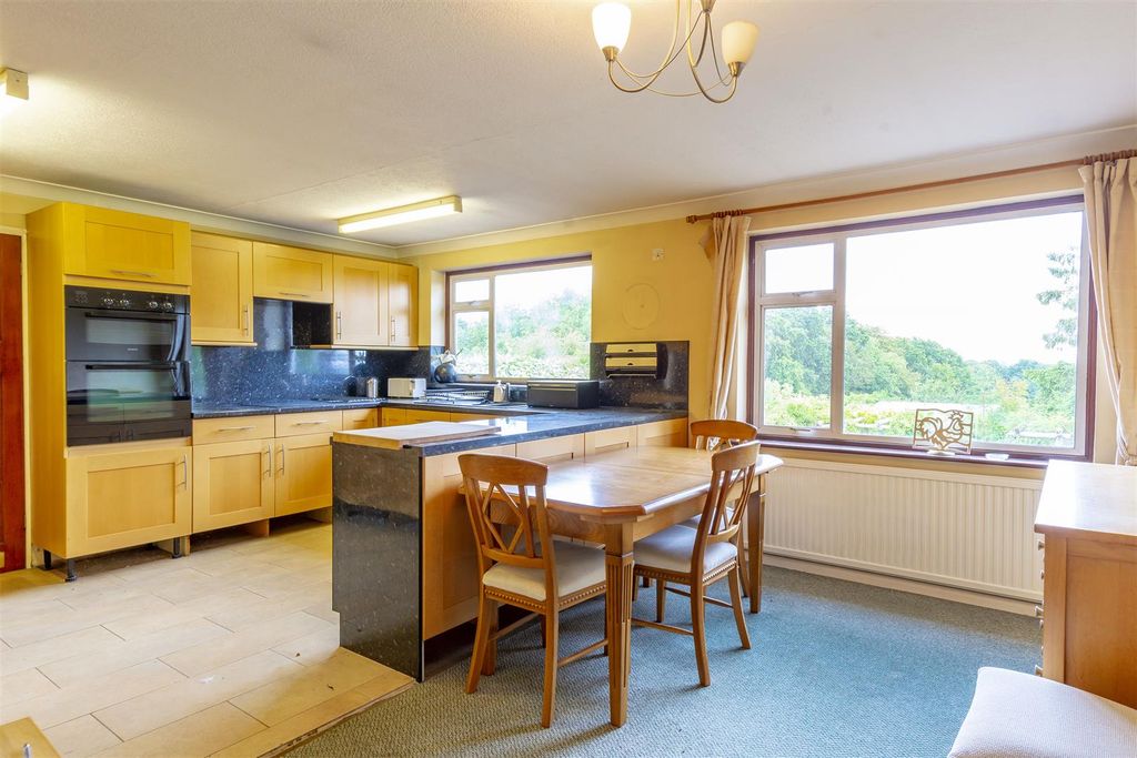 Property photo 2 of 29 Kitchen Diner Dsc_7434-Hdr Copy.Jpg