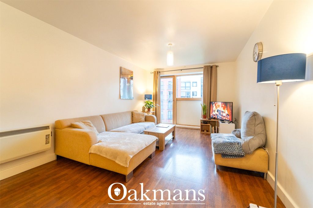 Property photo 3 of 13 Picture No. 06