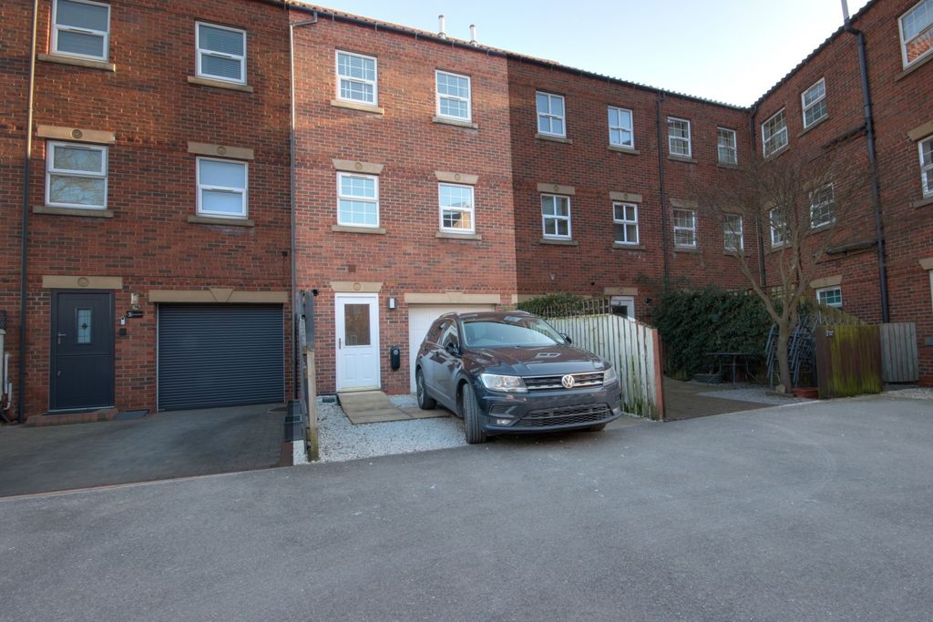 Property photo 2 of 15 Bh78Awqa2_956298_1631038229916730368