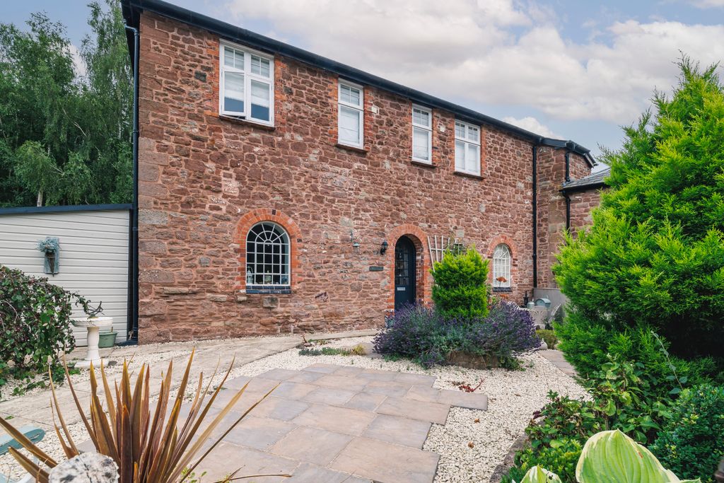 Property photo 1 of 24 Picture No. 05